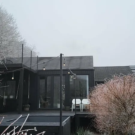 Tatil Evi Czarnydomek Gromadzin